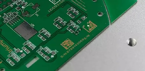紫外激光打標機在PCB芯片方面的應用_晨皓激光設備生產廠家